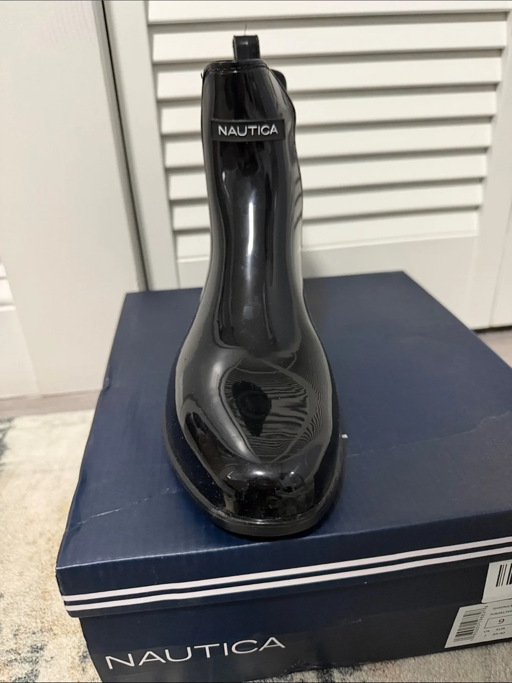Nautica Patent Black Chelsea Rain Boot size 9